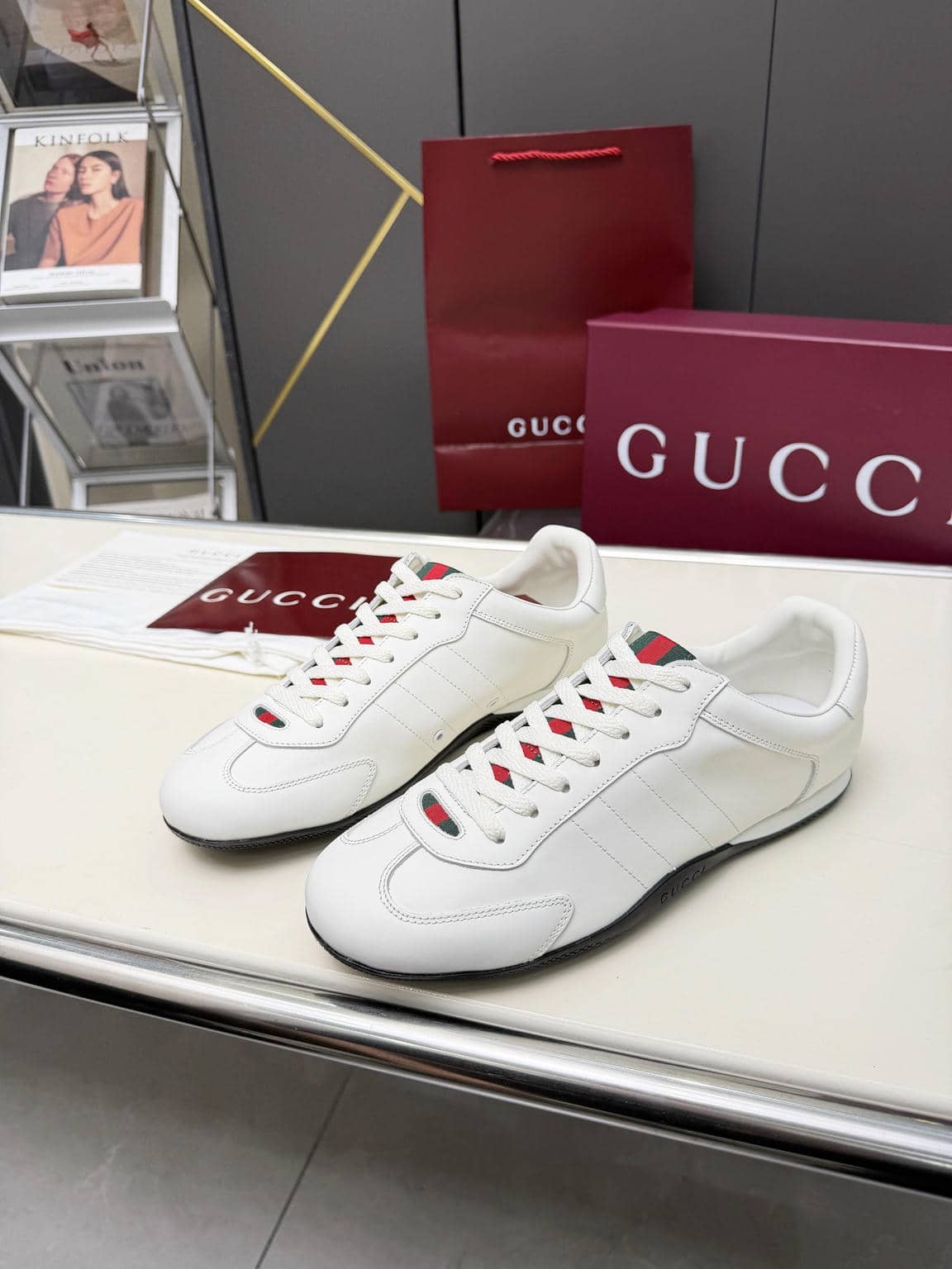 0033 Sneaker
